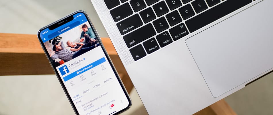 Povezava spletna stran - Facebook.